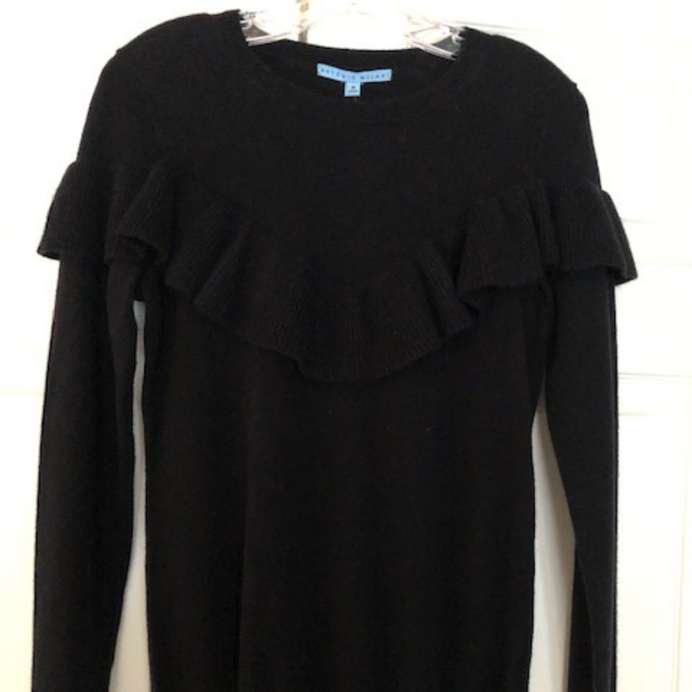 Antonio Melani Black Cashmere Sweater with ruffles